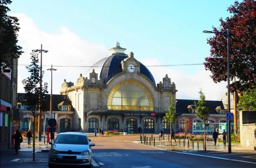 Coeur De Ville , 70M2 , 2 Chambres Saint-Brieuc 0*,  France